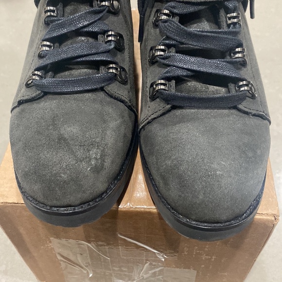 NEW ugg hiking boot womens 10 - Picture 3 of 12